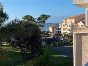 t2 à la vente -   85180  LES SABLES D OLONNE, surface 24 m2 vente t2 - UBI479079998